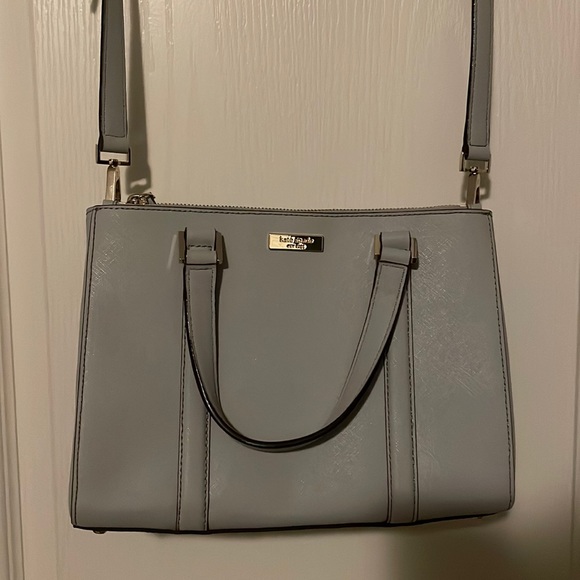 Kate Spade satchel bag in light grey saffiano leather. - Picture 1 of 5